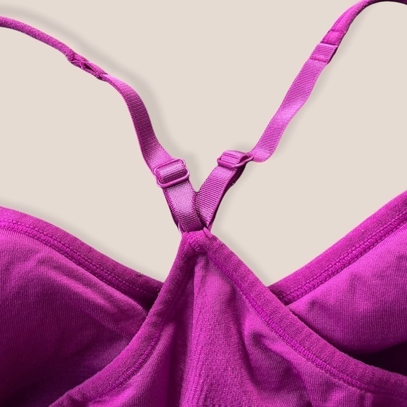 BALANCE Padded Sports Bra - Picture 6 of 6